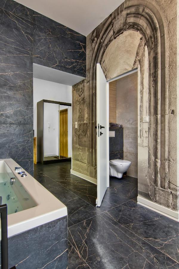 Apartament Czarny Z Jacuzzi Krakow Luaran gambar
