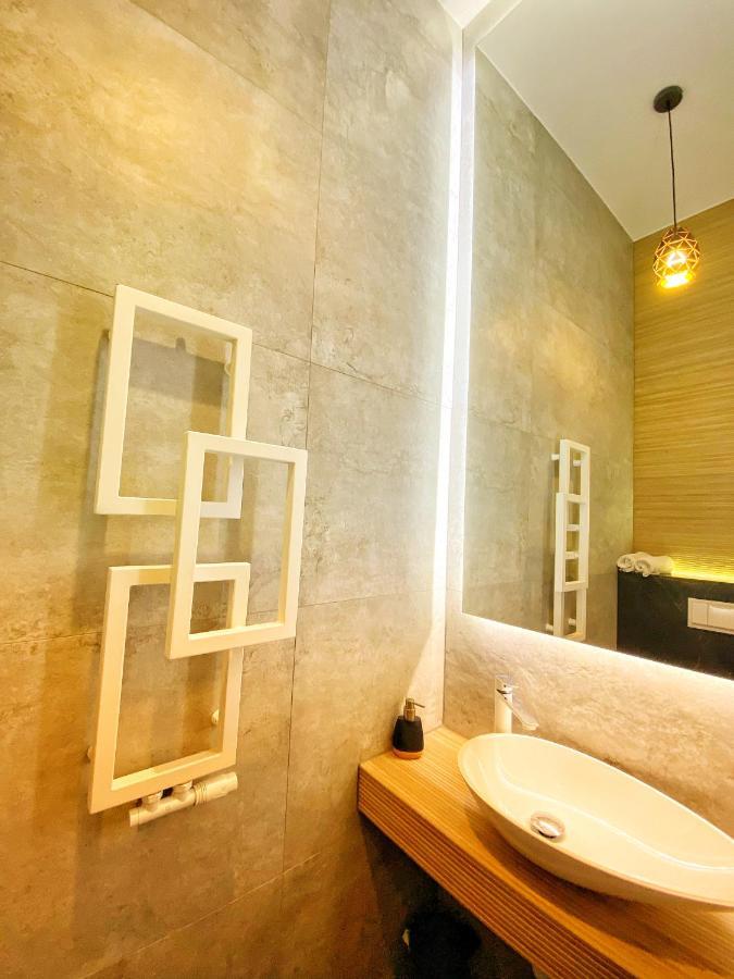 Apartament Czarny Z Jacuzzi Krakow Luaran gambar
